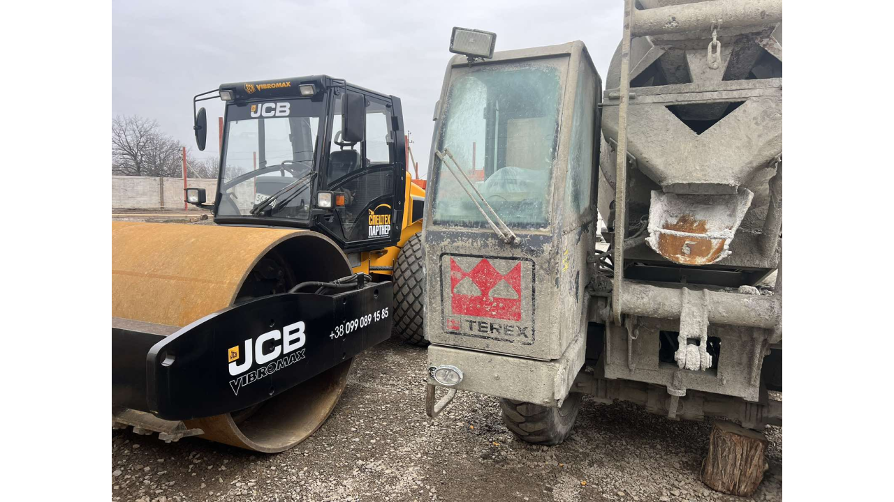 Каток дорожній ґрунтовий JCB VM 200D Каток дорожній ґрунтовий JCB VM 200D